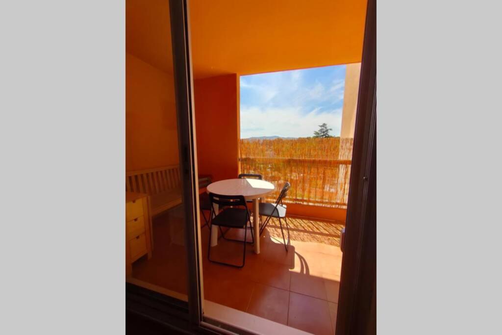 Appartement T2 Bord Et Vue Mer La Ciotat Eksteriør billede